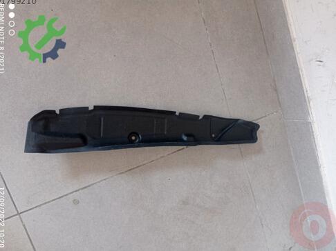Audi A4 Çamurluk çıkma parça