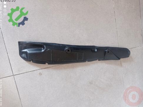 Audi A4 Çamurluk 8W0821112A çıkma parça