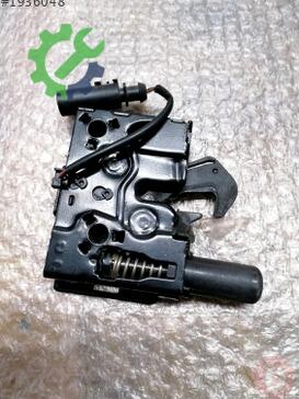 Audi A5 Kaput Kilidi 8W0823509C çıkma parça