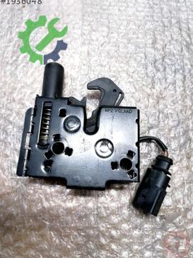 Audi A5 Kaput Kilidi 8W0823509C çıkma parça
