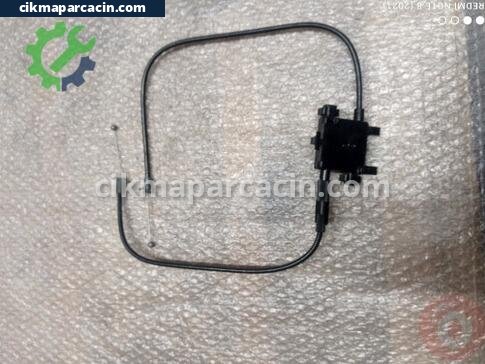 Audi A4 Kaput Açma Teli çıkma parça
