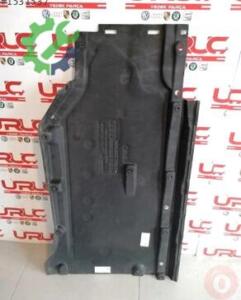 Audi A4 2022 Karter Muhafaza Çıkma - 8W0825208B