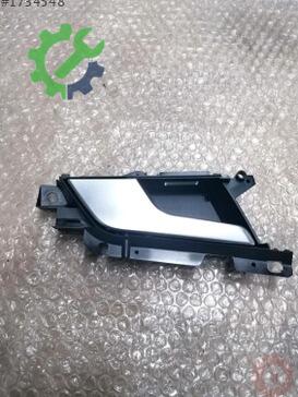 Audi A4 Kapı Çıtası 8W0837019A çıkma parça