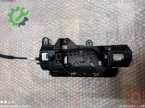 Volkswagen Golf Kapı Döşemesi 8W0837812A çıkma parça
