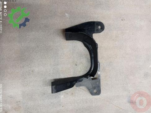 Audi A4 Aks 8W0863187A çıkma parça
