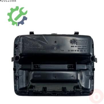 Audi A5 Orta Konsol 8W0863300 çıkma parça
