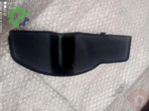 Audi A4 Orijinal Çıkma Kapı Döşemesi 8W0868133