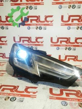 Audi A4 Far 8W0941005 çıkma parça