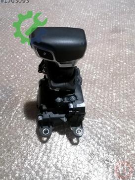 Audi A4 Vites Mekanizması 8W1713041N çıkma parça