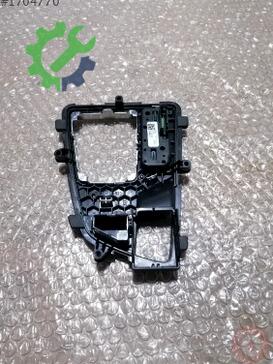 Audi A4 Teyp 8W1713111C çıkma parça