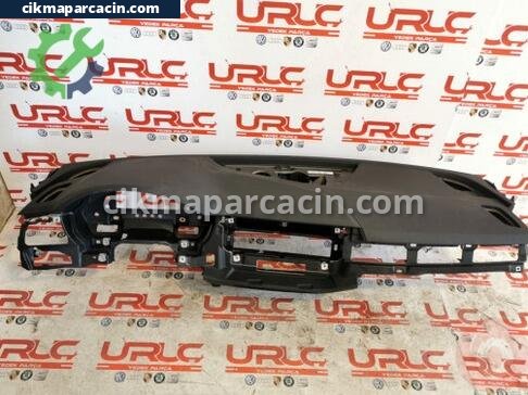 Audi A4 Torpido çıkma parça