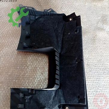 Audi A5 Torpido 8W1863075D çıkma parça