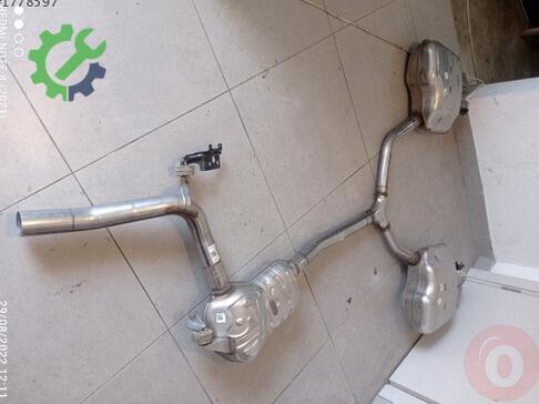 Audi A4 Egzoz Manifoldu 8W5253409 çıkma parça
