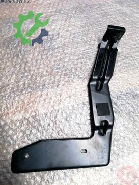 Audi A4 Tampon Demiri 8W5807330A çıkma parça