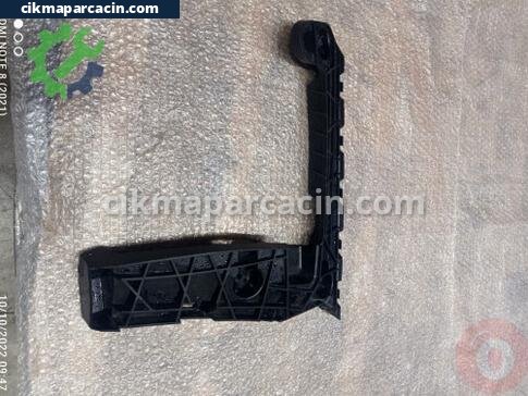 Audi A4 Tampon Braketi çıkma parça