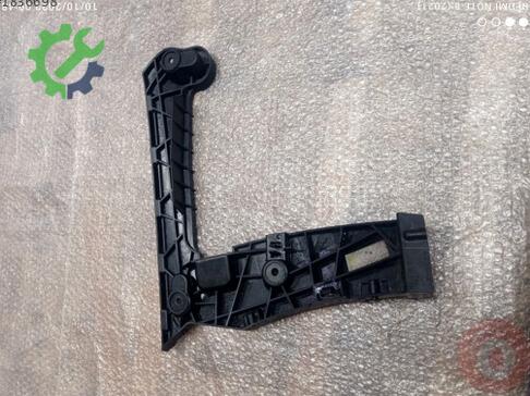 Audi A4 Tampon Braketi 8W5807454A çıkma parça