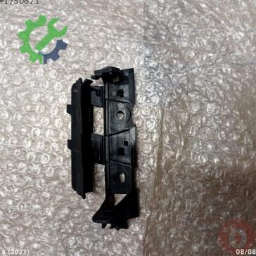 Audi A4 Tampon Braketi 8W5807890 çıkma parça
