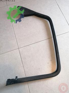 Audi A4 Kapı Çıtası 8W5867671A çıkma parça