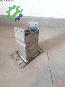 Tampon Demiri Audi A4 2022 Çıkma 8W6807133