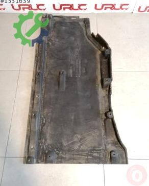 Audi A5 Karter Muhafaza 8W6825207D çıkma parça