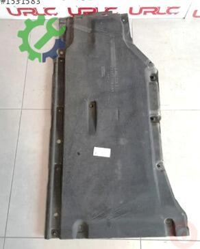 Audi A5 Karter Muhafaza 8W6825208B çıkma parça