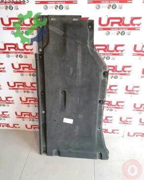 Audi A5 Karter Muhafaza 8W6825208B çıkma parça