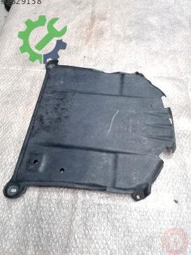 Audi A5 Karlık 8W8825311A çıkma parça