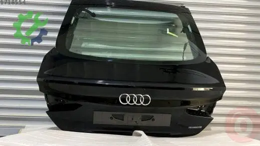 Audi A5 Bagaj 8W8827025E çıkma parça