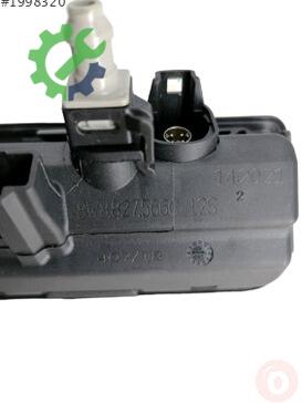 Skoda Superb Arka Cam 8W8827566C çıkma parça