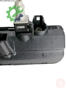 Skoda Superb Arka Cam 8W8827566C çıkma parça