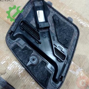 Audi A5 Bagaj 8W8863991 çıkma parça