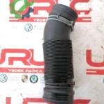Hava Filtresi Hortumu Audi A1 2021 Çıkma 8X0129684