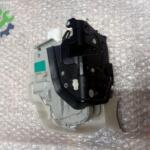 Audi Q5 2022 Çıkma Kapı Kilidi 8X1837015B