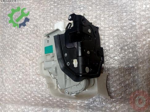 Audi Q5 Kapı Kilidi 8X1837015B çıkma parça