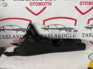 AUDİ A4 ORTA KONSOL