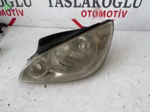 HYUNDAİ GETZ SOL FAR AYAKLARI KIRIK