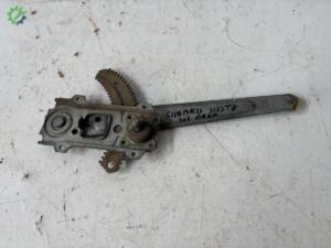 SUBARU JUSTY SOL ARKA CAM KRİKOSU