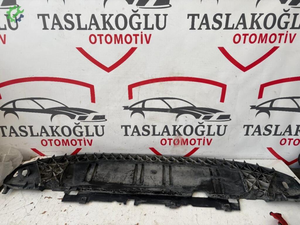 Renault Kangoo Tampon 622358108R çıkma parça