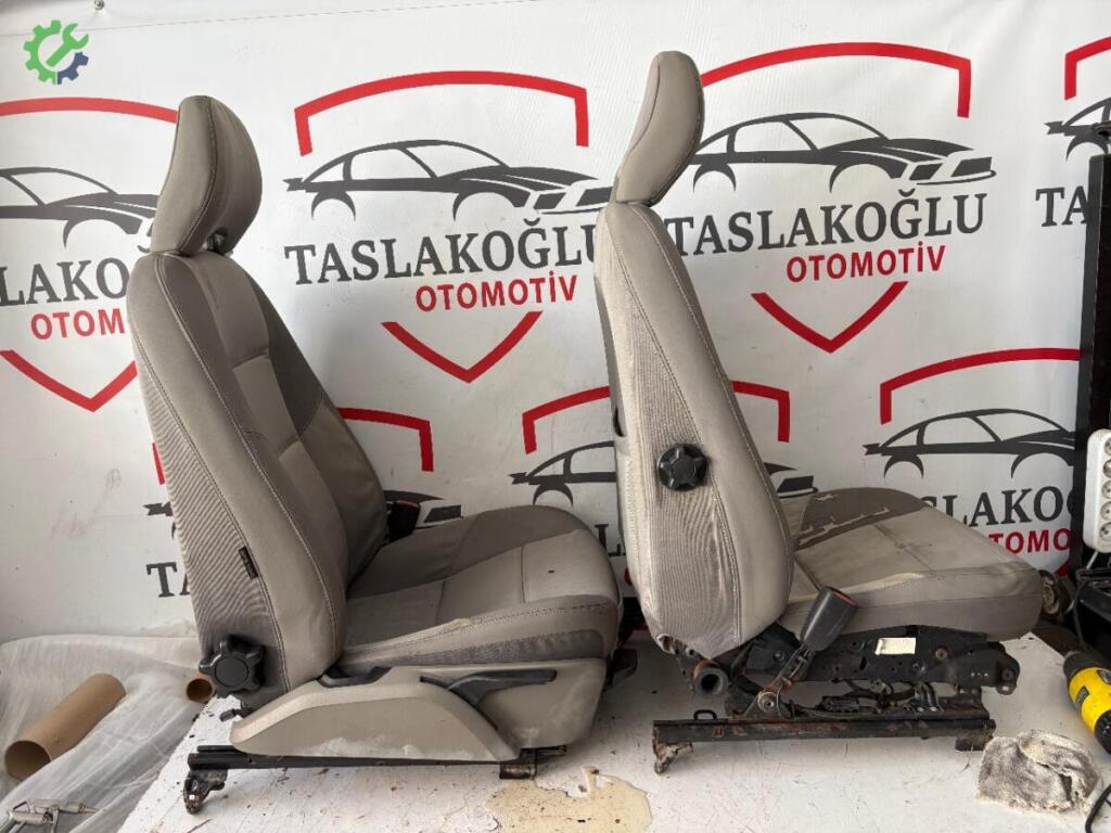 Volvo S40 Ön Koltuk çıkma parça