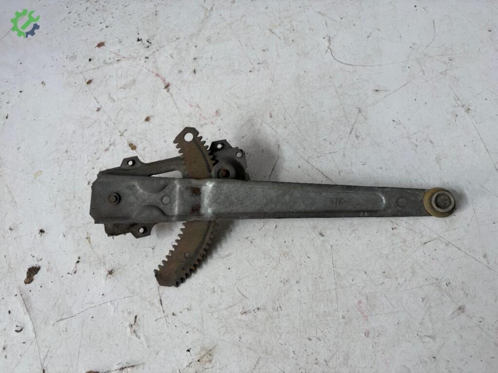 Subaru Justy Sol Arka Cam Krikosu çıkma parça