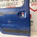 RENAULT KANGOO 2 SAĞ SÜRGÜLÜ KAPI HASARLI