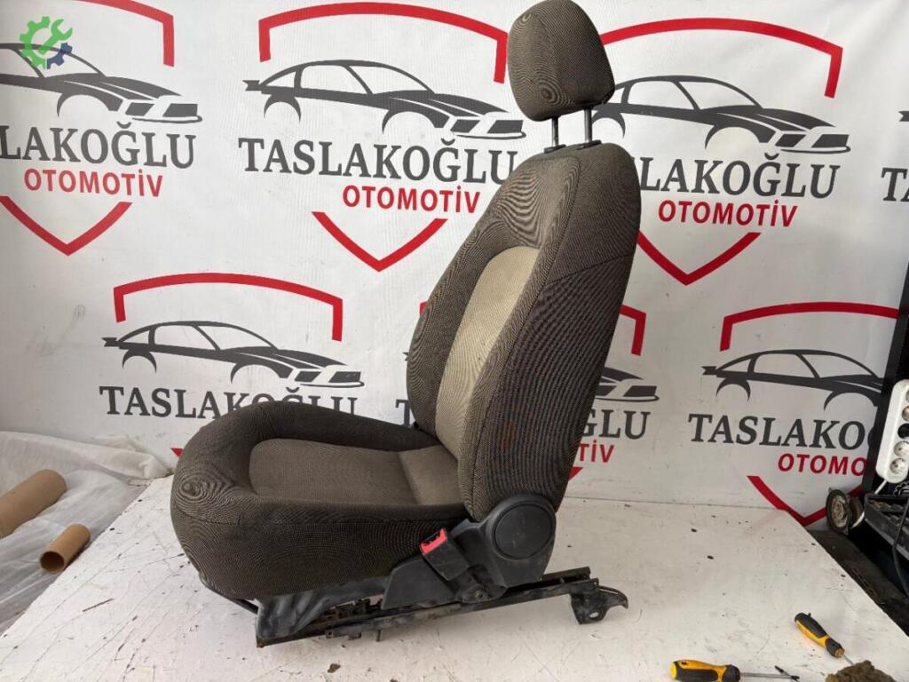 Fiat Linea Yolcu Koltuğu çıkma parça