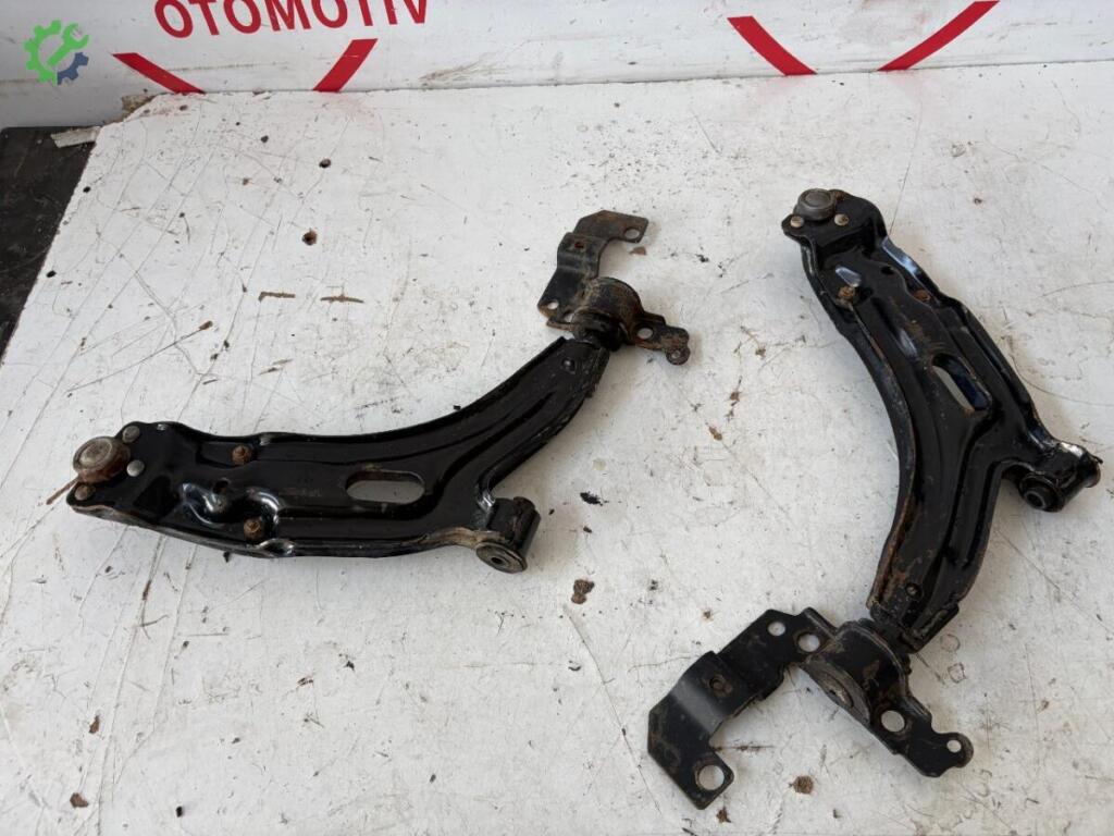 Fiat Palio Salıncak çıkma parça