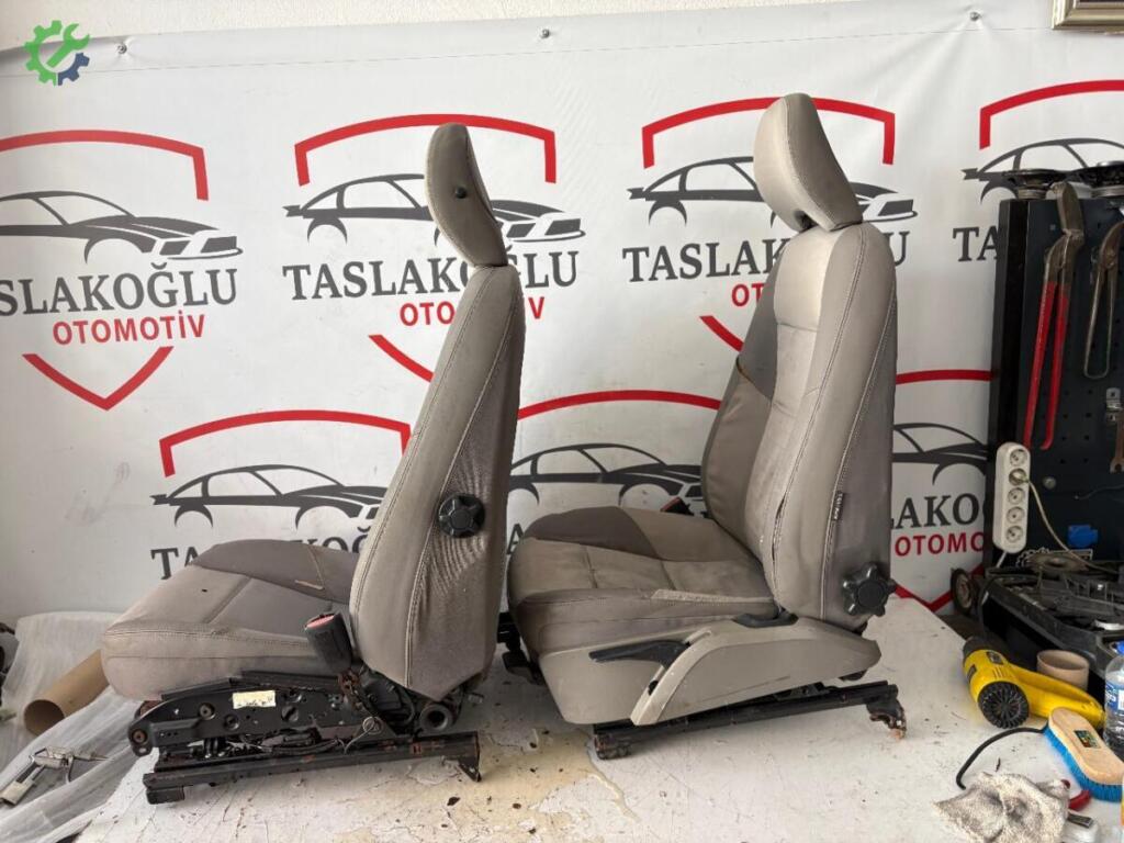Volvo S40 Ön Koltuk çıkma parça