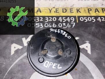 Opel Vectra Klima Kompresörü 90443840 çıkma parça