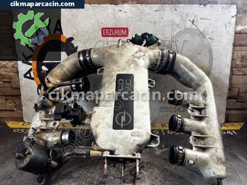 Opel Vectra Emme Manifoldu çıkma parça