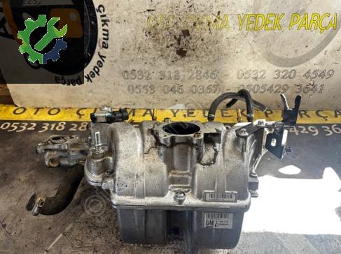 Opel Meriva Emme Manifoldu 9158176 çıkma parça