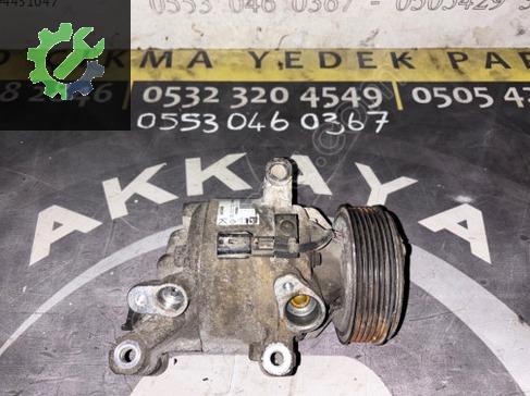 Renault Clio Klima Kompresörü 926005154R çıkma parça