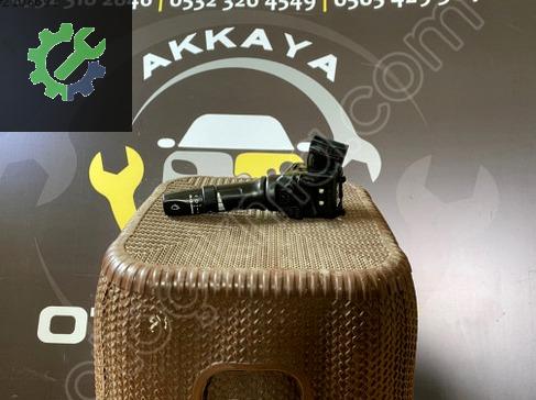 Hyundai Accent Silecek Kolu çıkma parça