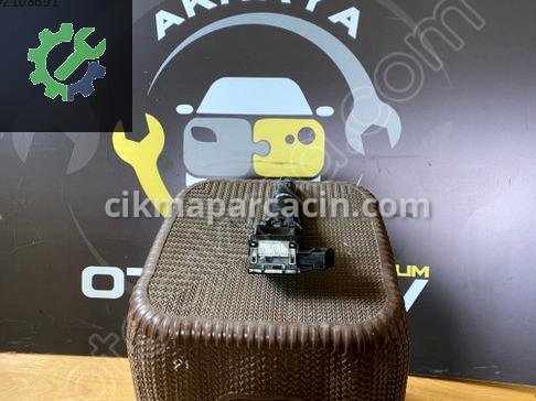 Hyundai Accent Silecek Kolu 934701R710 çıkma parça